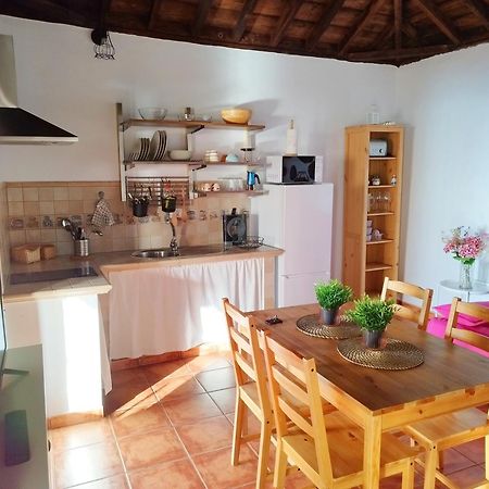 Yeya House Villa Puntagorda Oda fotoğraf
